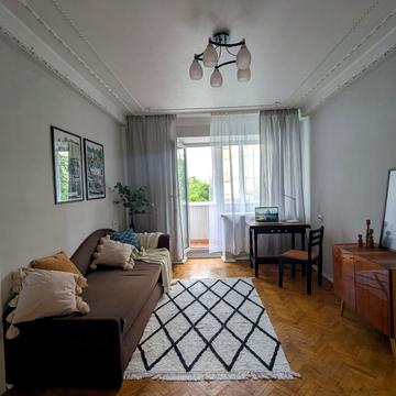 Ентузіастів вул., 25