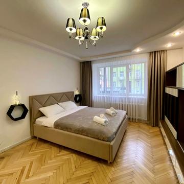 Тараса Шевченка вул., 108