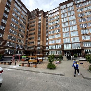 Старокостянтинівське шосе, 20/7