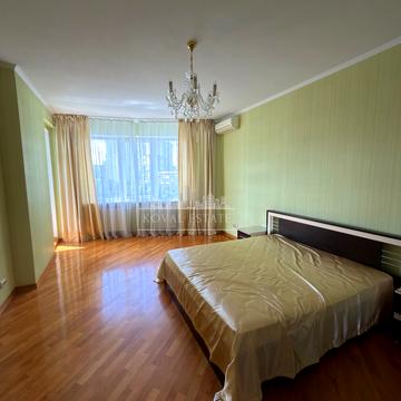 Генерала Шаповала вул. (Механізаторів), 2
