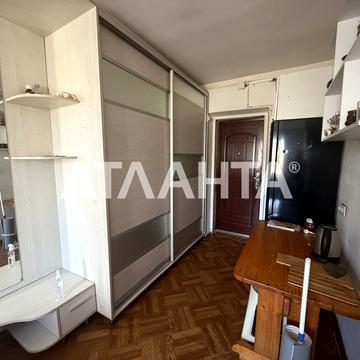 Академіка Філатова вул., 2
