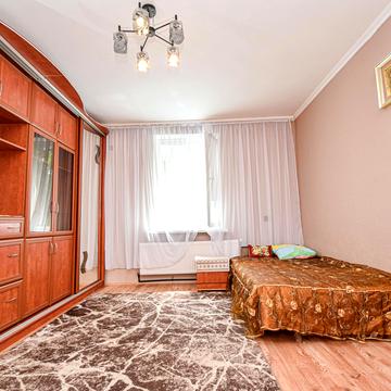 Збаразька вул., 10