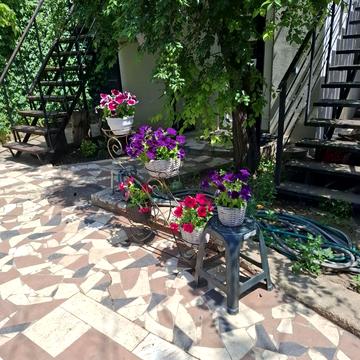 Кишинівська вул.