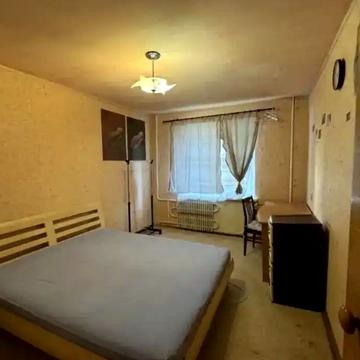 Олександра Поля просп. (Кірова), 26