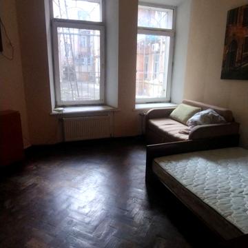 Бориса Литвака вул. (Заславського), 3