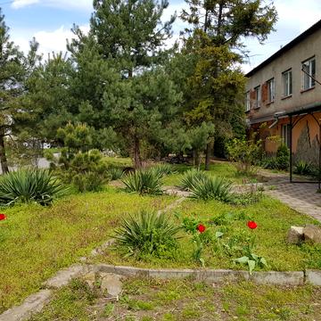 Ярослава Мудрого вул. (Моріса Тореза), 70а