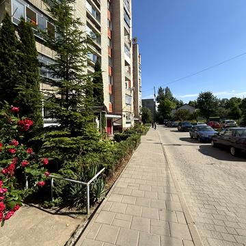 Глинянський Тракт вул., 161б