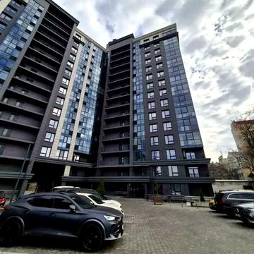 Кудрявська вул., 24а