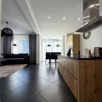 Малинова вул., 8