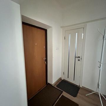 Євгена Олесницького вул. (), 81
