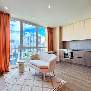 Салютна вул., (Будинок 02301-02303)