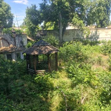 Чорноморського Козацтва вул., 75