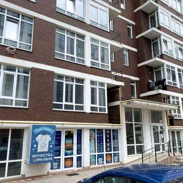 Малоголосківська вул., 44