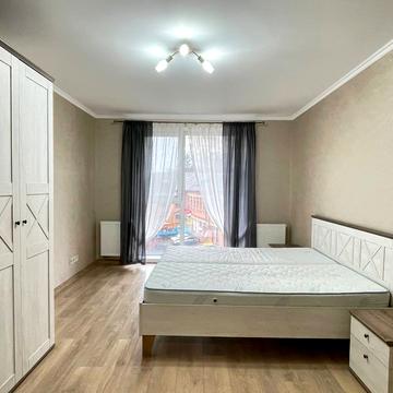 Подільська вул., 10/3