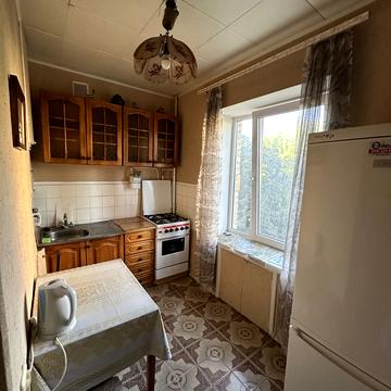 Лесі Українки бульв., 24