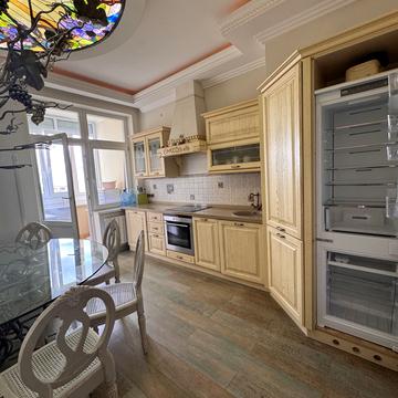 Панаса Мирного вул., 17