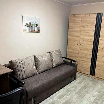 Дмитра Павличка просп., 7