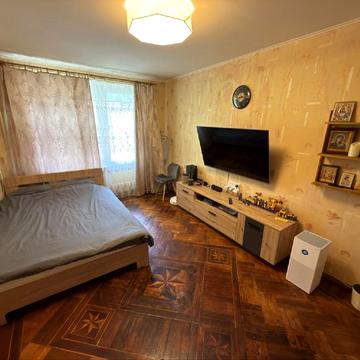 Мохнацька вул., 75
