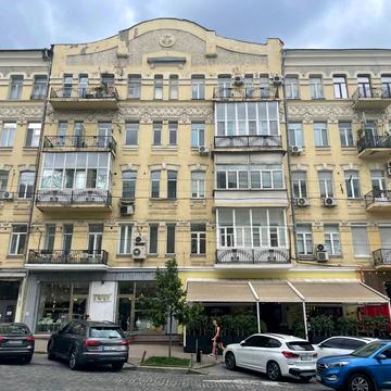 Велика Васильківська вул. (Червоноармійська), 43/16
