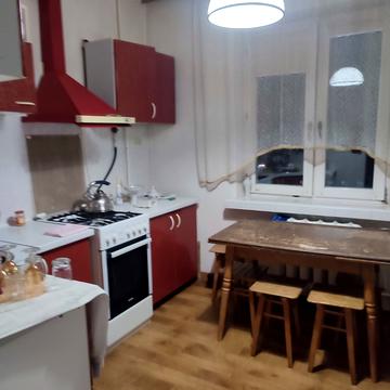 Панаса Мирного вул., 28