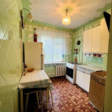 Академіка Заболотного вул., 37