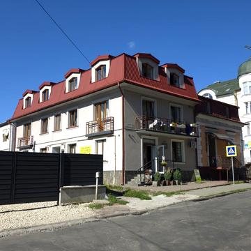 За Рудкою вул., 11