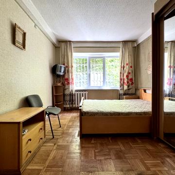 Соломянська вул., 38