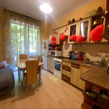 Володимира Кубійовича вул., 34