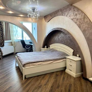 Дарницька вул., 19