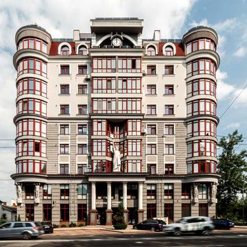 Степана Бандери вул., (Будинок)