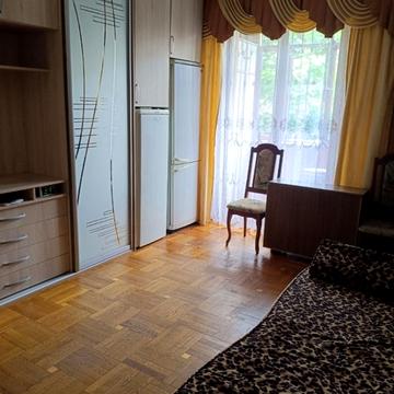 Леопольда Ященка пров. (Василя Жуковського), 3 к2