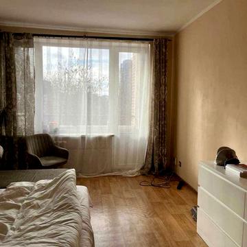 Гетьмана Павла Скоропадського вул. (Толстого), 33