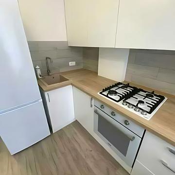 Патріарха Мстислава Скрипника вул., 11