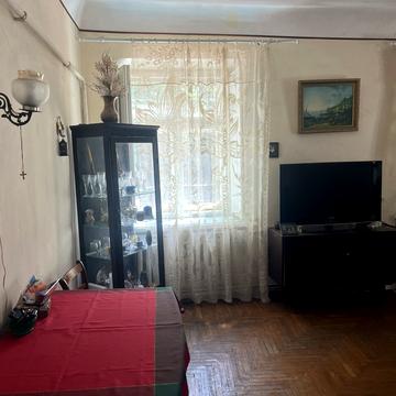 Садиковська вул.