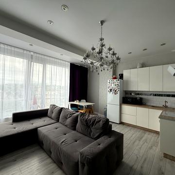 Степана Бандери вул. (Шмідта), 15
