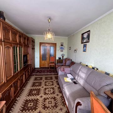 Івана Миколайчука вул., 10