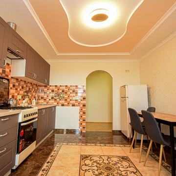 Лесі Українки вул., 8