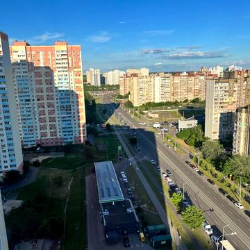 Милославська вул., 4