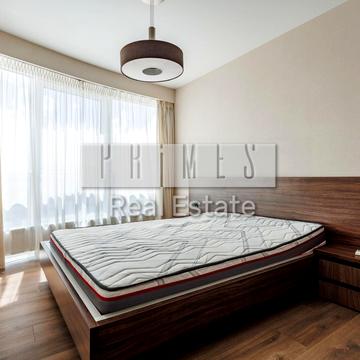 Миколи Бажана просп., 5