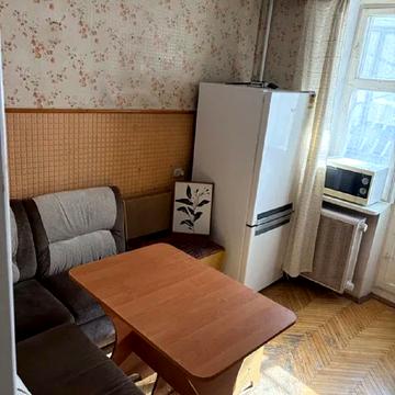 Червоної Калини просп., 43
