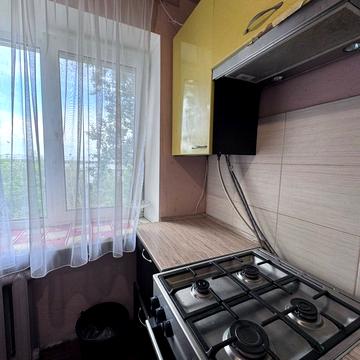 Богдана Хмельницького просп. (Героїв Сталінграда), 140г