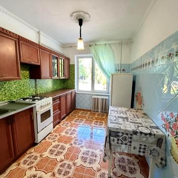 Київська вул., 26