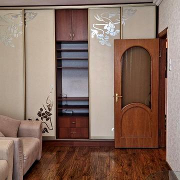 Незалежності бульв. (50 років Жовтня), 6-Б