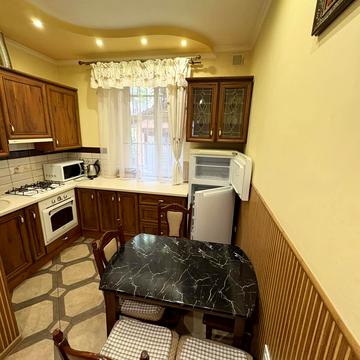 Павла Ковжуна вул., 1