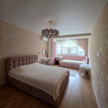 Тараса Шевченка бульв., 38