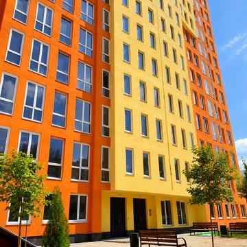 Гвардійців-Широнінців вул., 72