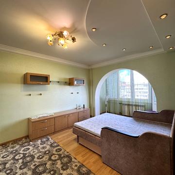 Братиславська вул., 40