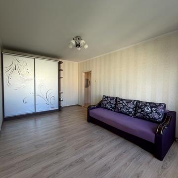 Академіка Кіпріанова вул., 6