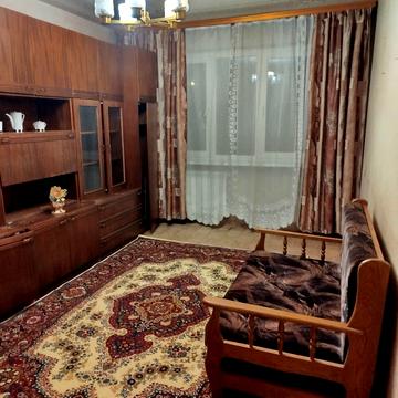 Олени Кульчицької вул., 8
