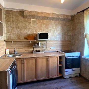 Оболонський просп., 37